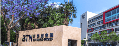 外市场研发实力成贝泰妮出海压舱石PG麻将胡了免费模拟器加码布局海(图3)