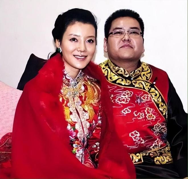 脸变化太大了难怪不拍戏了都快认不出来了PG电子游戏麻将胡了去集市偶遇车晓她(图13)