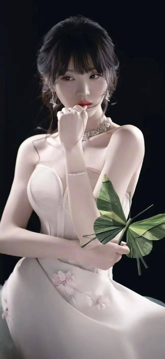 走的衣架子她这直角肩太绝了！麻将胡了免费